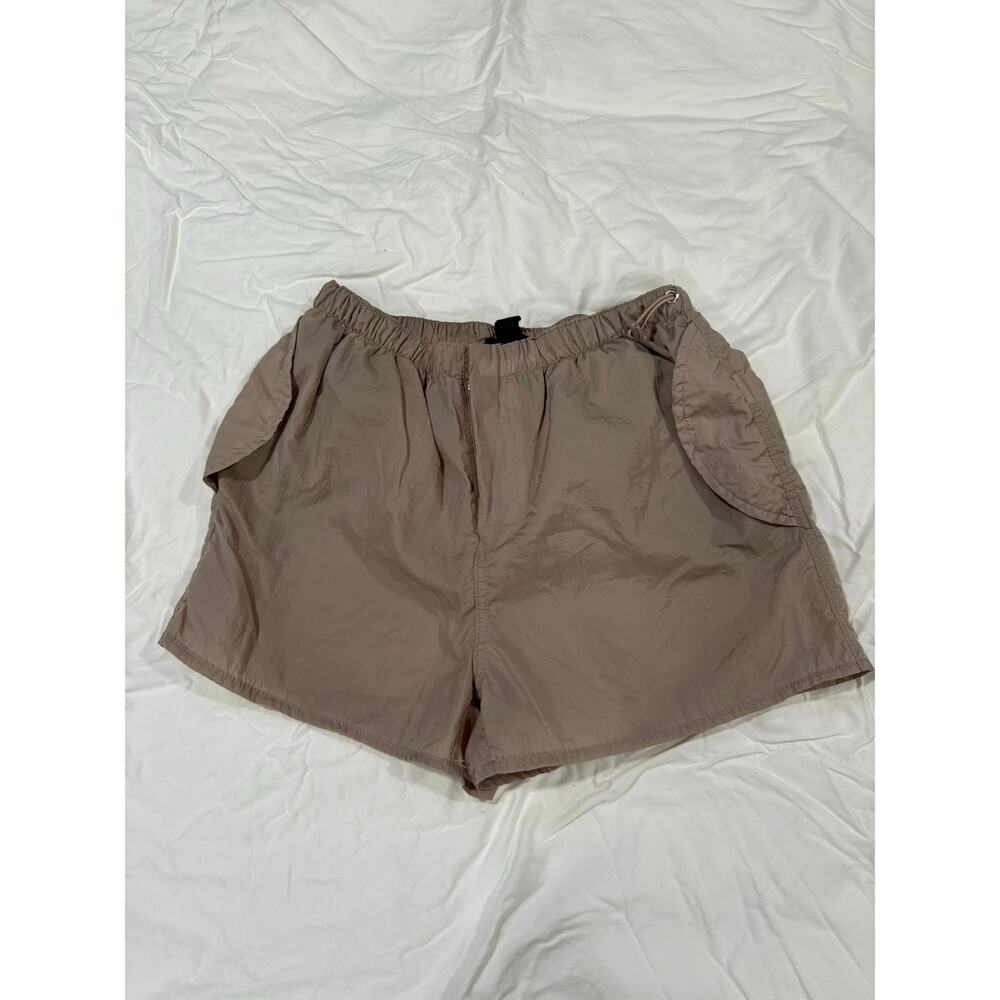 Y2K VTG Charlotte Russe Beige Tan Outdoor Nylon Shorts Size Small
